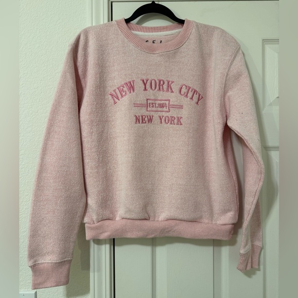 Sweaters - Pink New York City Sweatshirt
